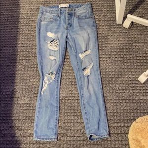 A nice pair of jeans that go with cute tops!!